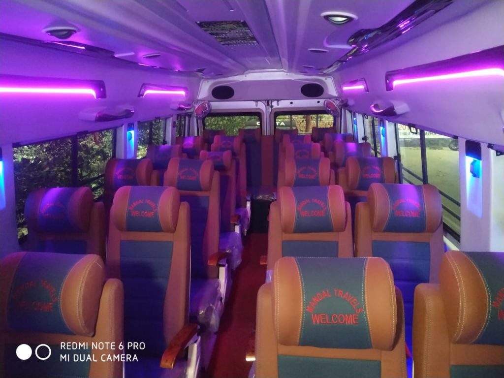 mini traveller bus booking noida