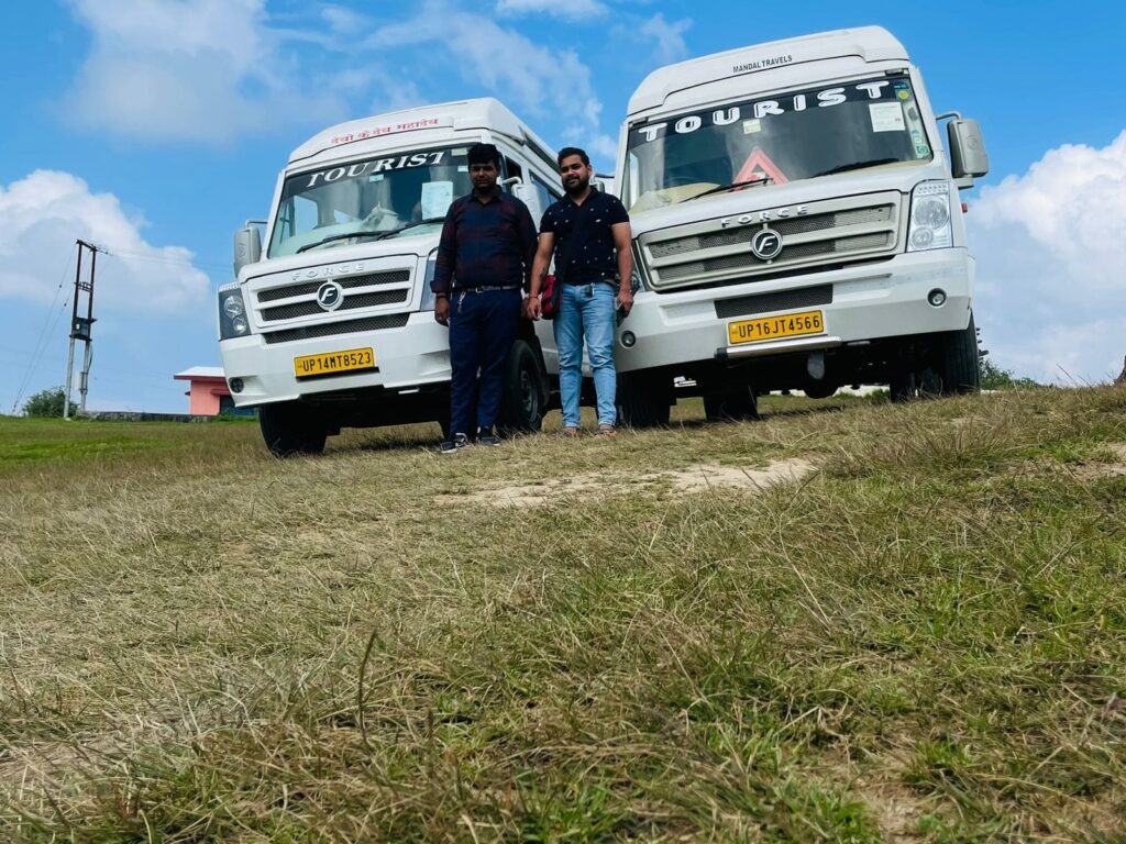 tempo traveller on rent noida (2)