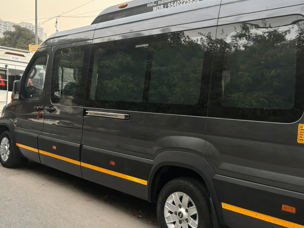 Maharaja tempo traveller Noida